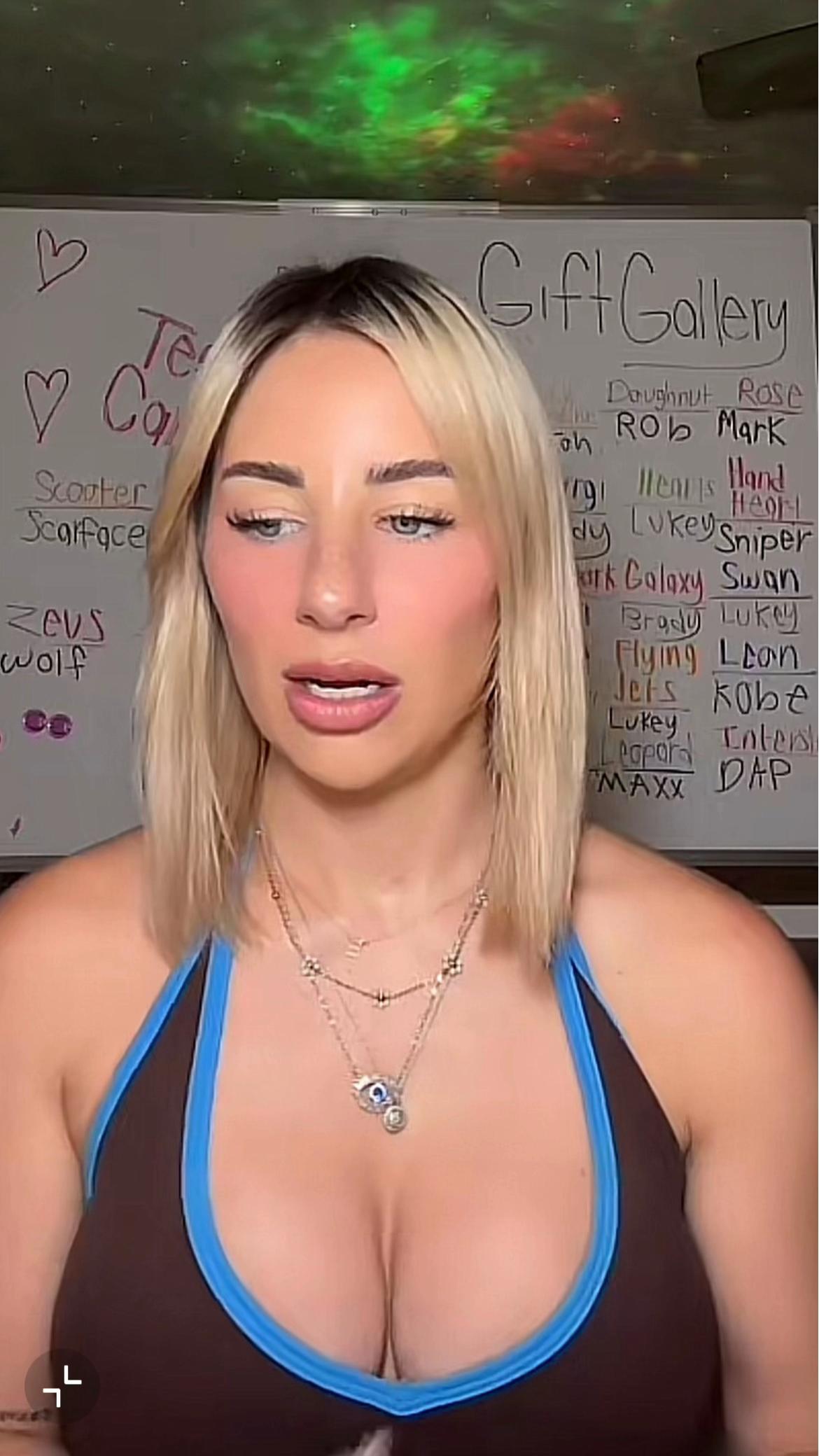 @Baddiess