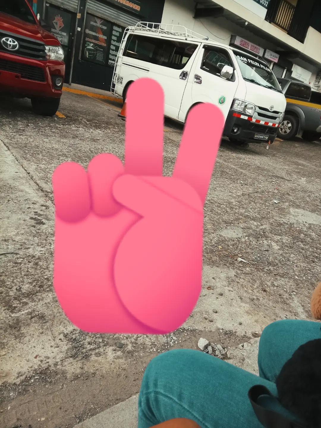 @nayelimntz