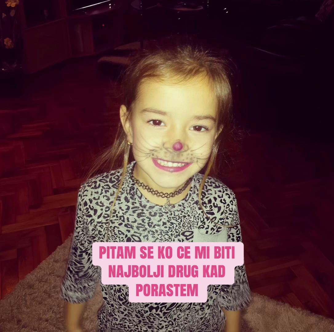 @eelleena