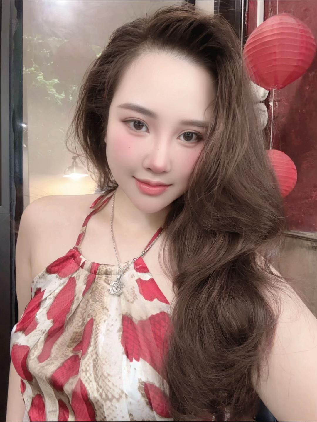 @Nguyễn Thị Hồng Nhung