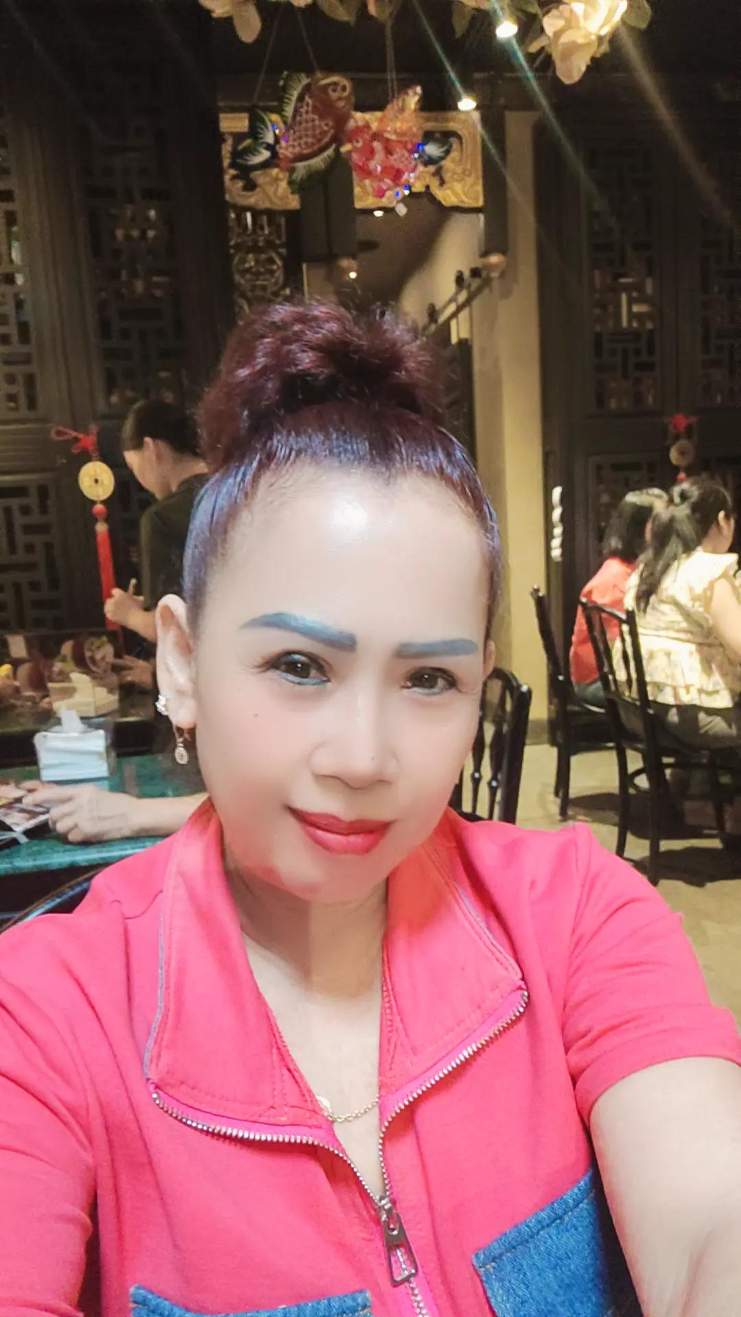 @elisashu665