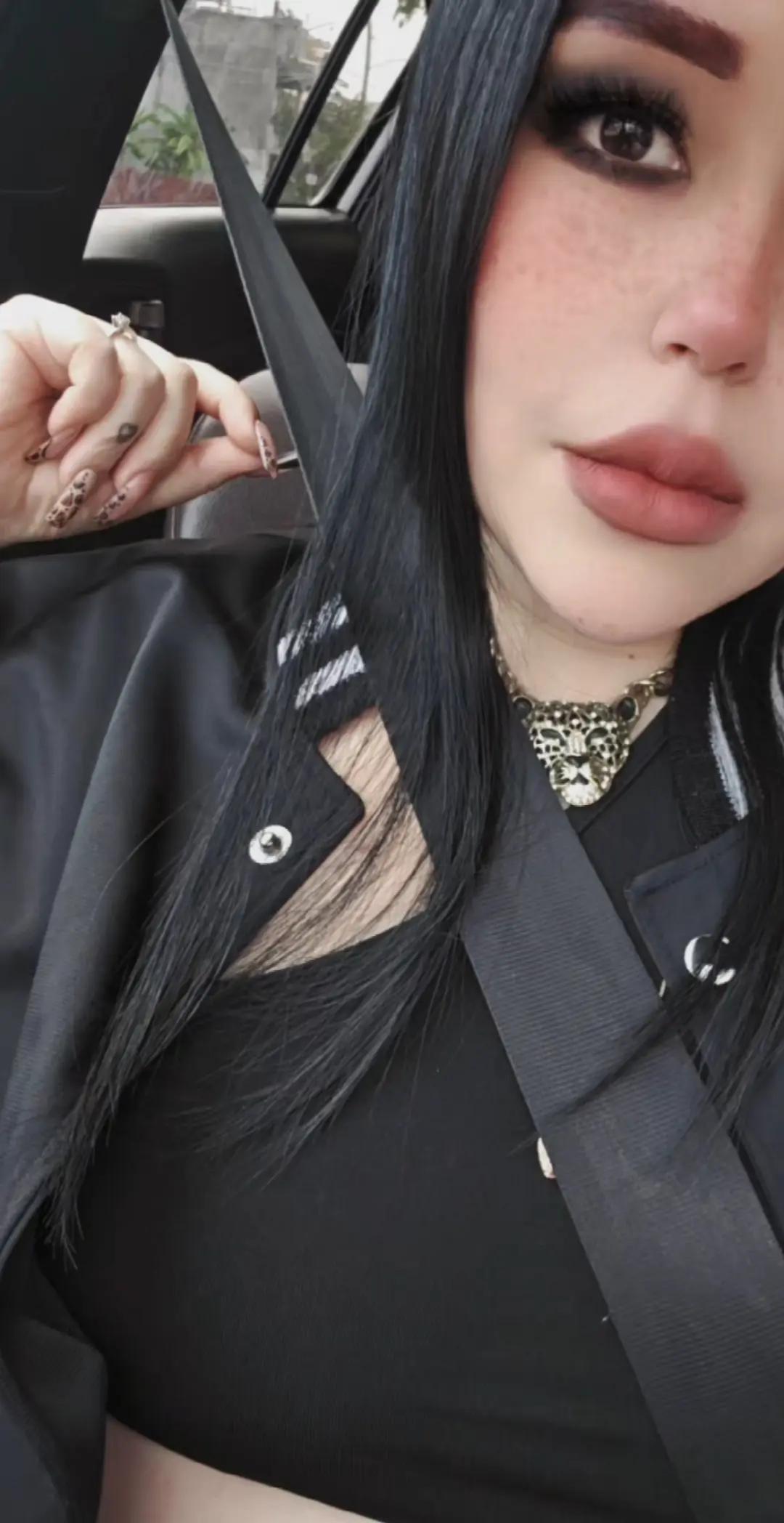 @VioletaUgalde