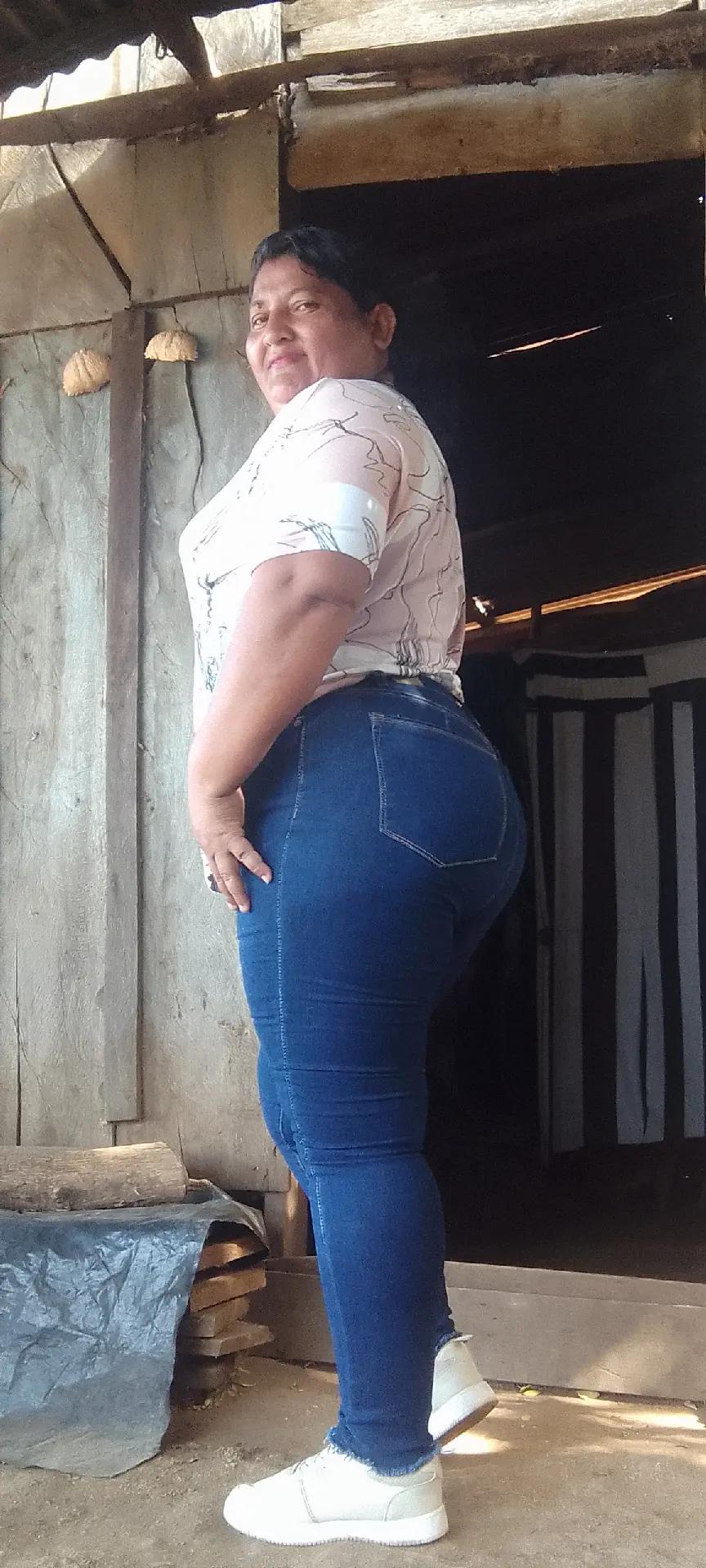@Martínez