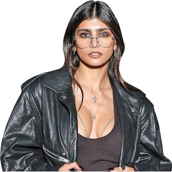 @Mia Khalifa