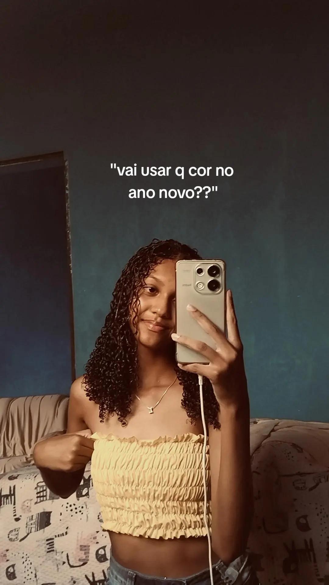 @Laura Silva 👾