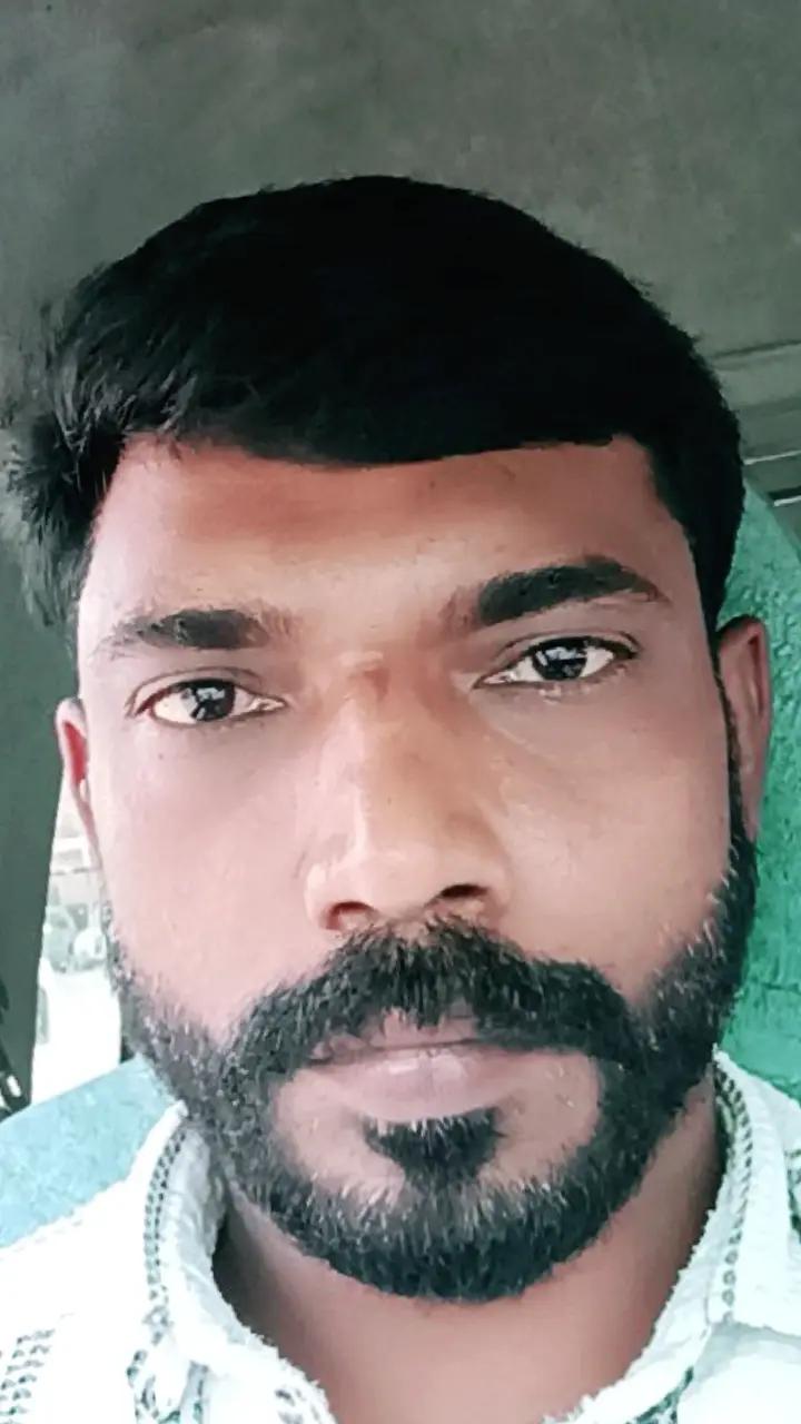 @j.பிரபாகரன் தமிழன்