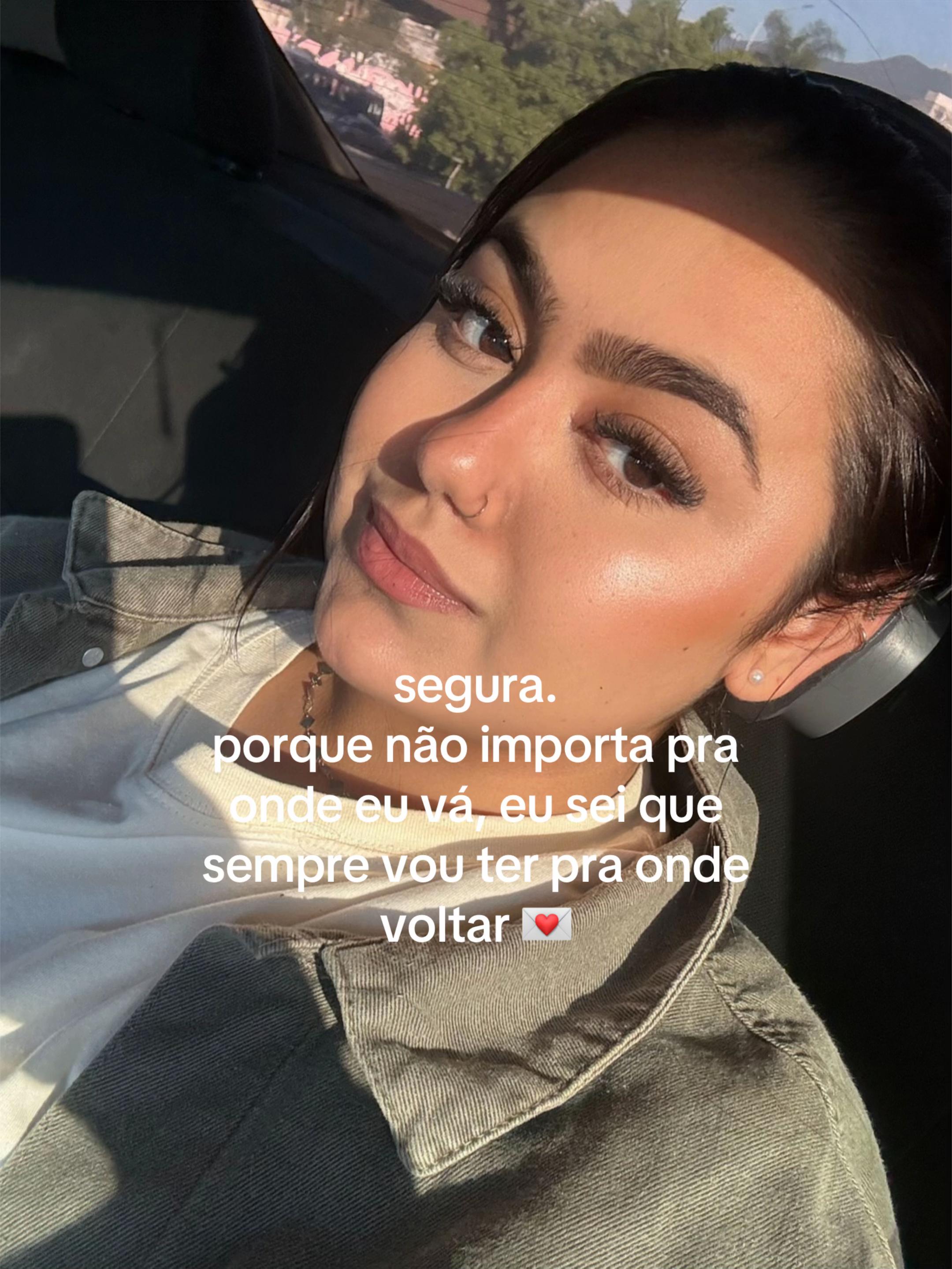 @Victória Nogueira