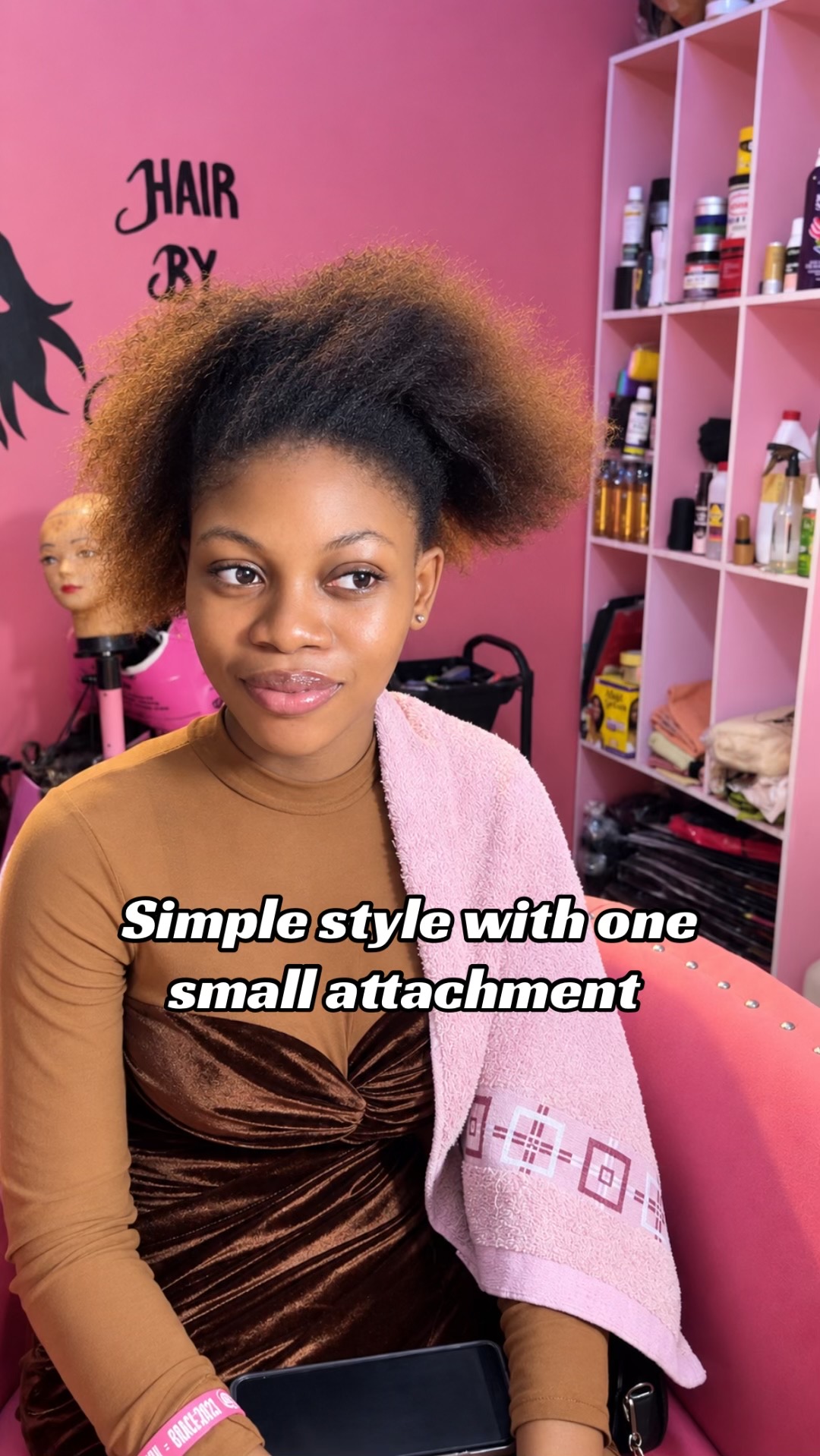 @HAIRSTYLIST IN IGBOOLOMU IKD