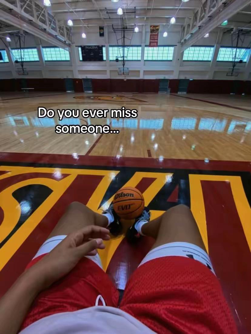 @VianHoops9