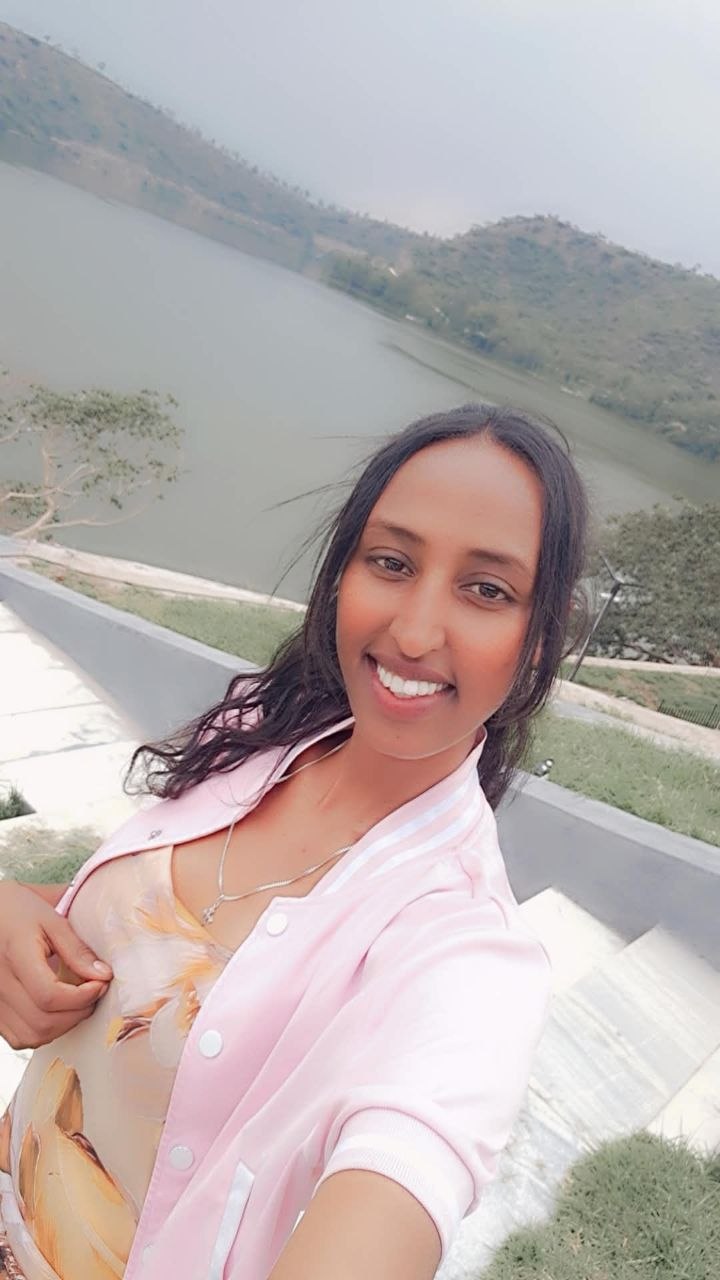 @tsiya