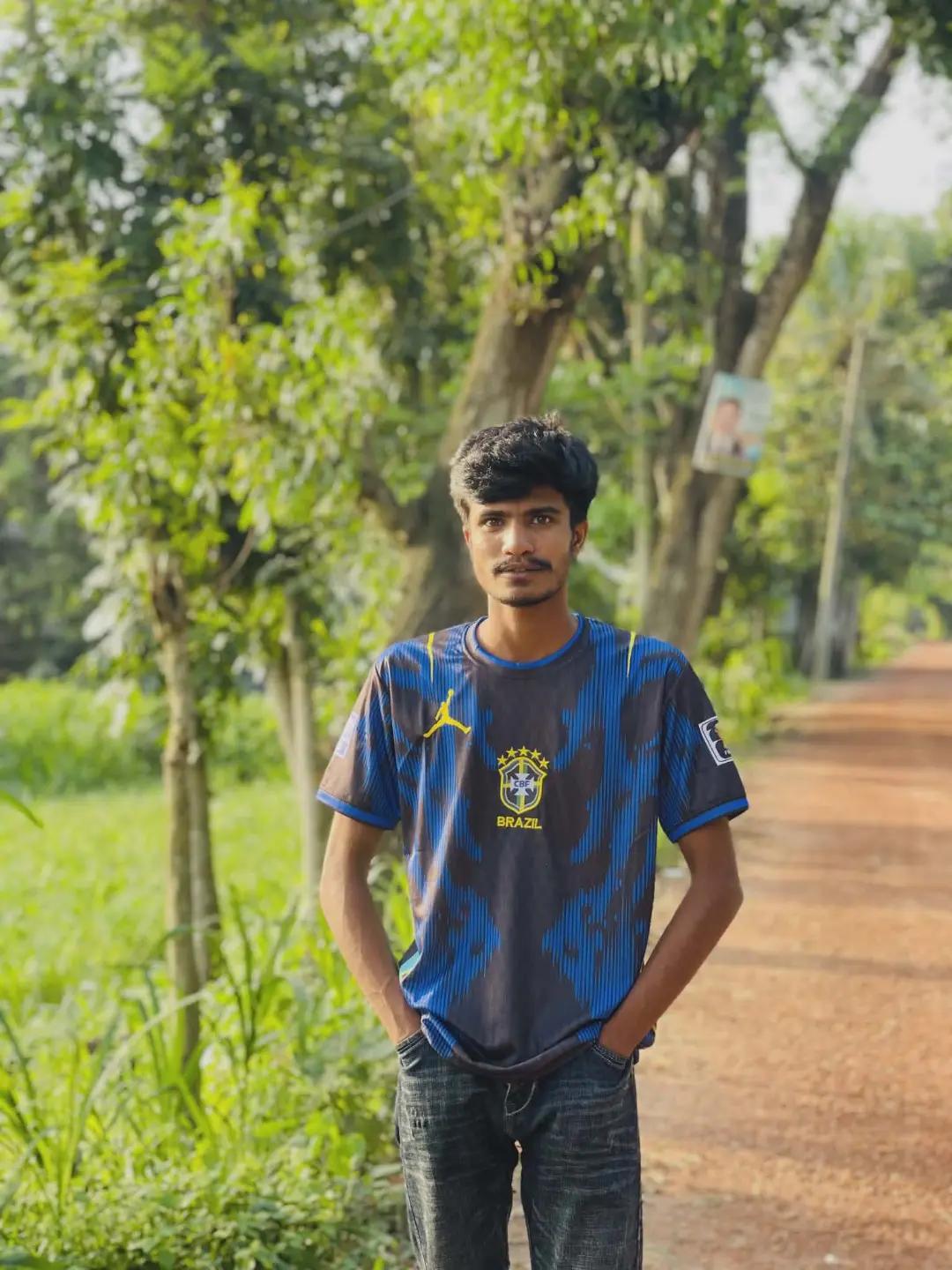 @🥱এলাকার নবাব😎