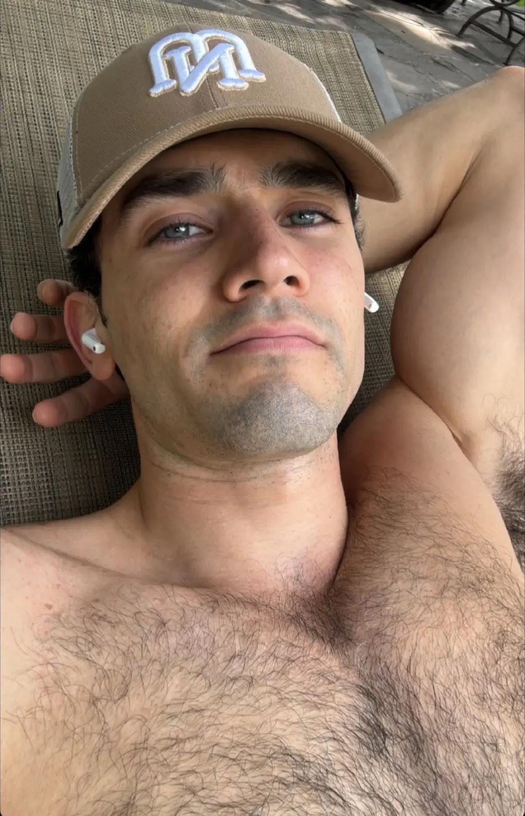 @Instantegay