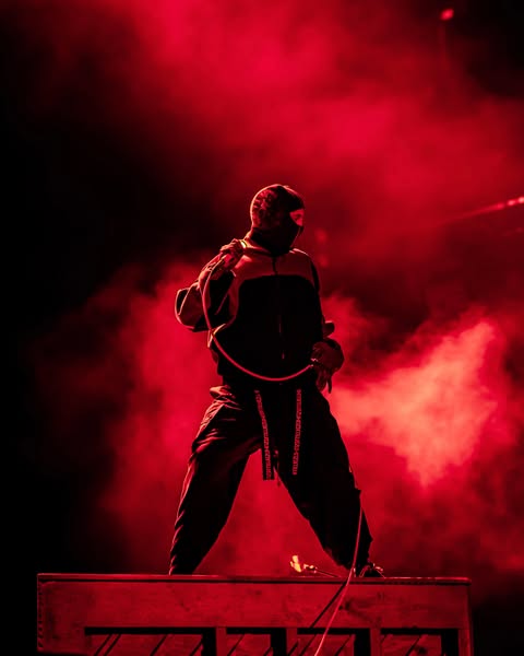 @||-// William |-/