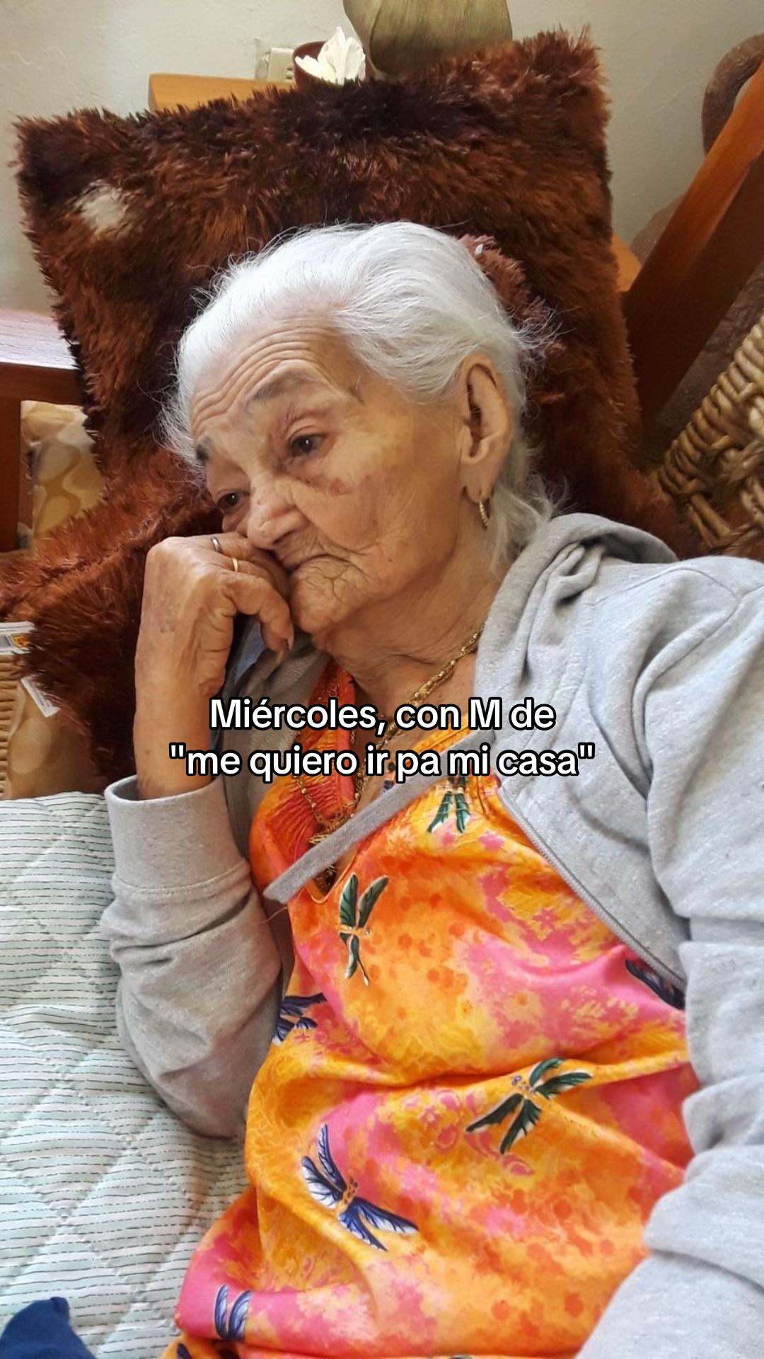 @kattymontoyaa