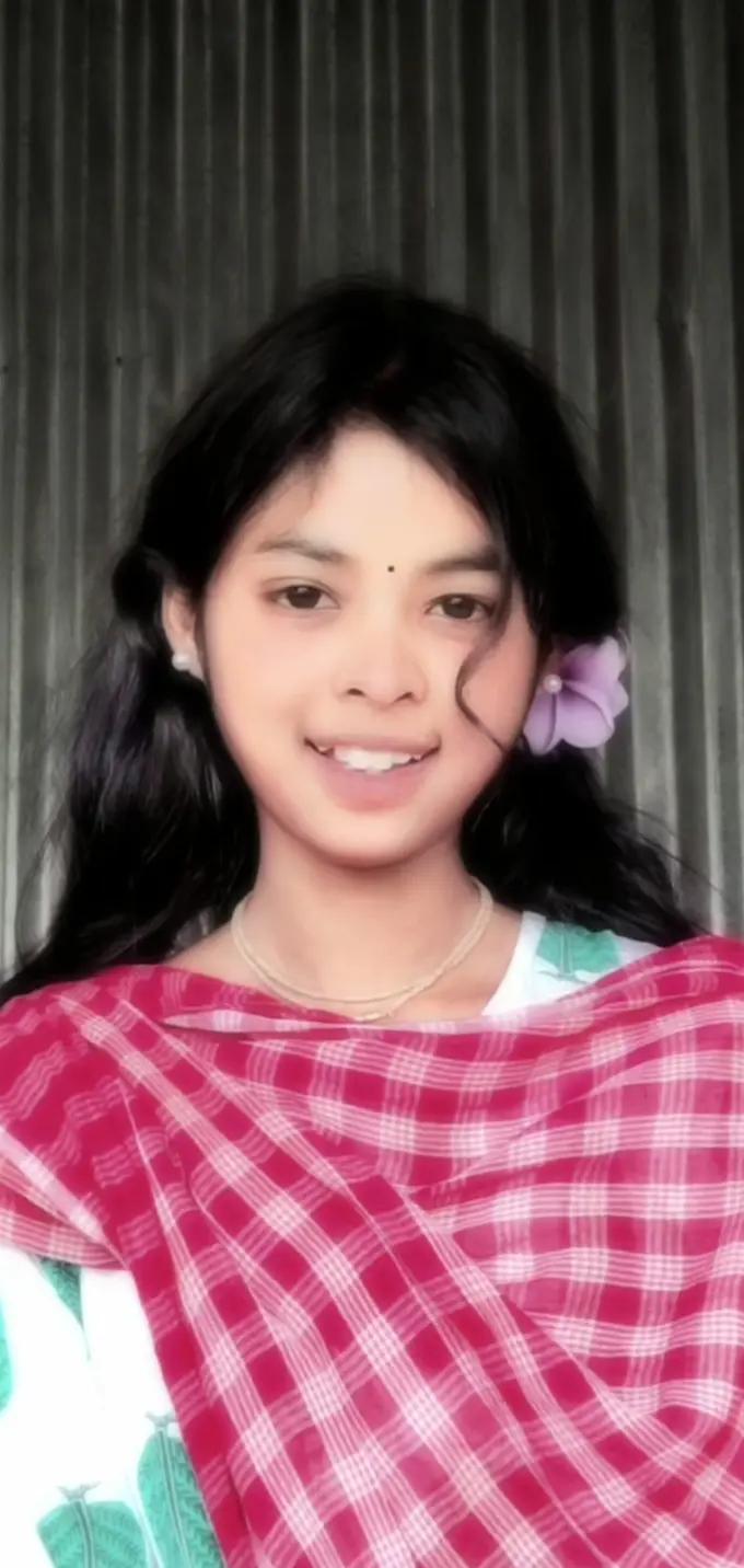 @আদিবাসী মেয়ে 😉🥰😛