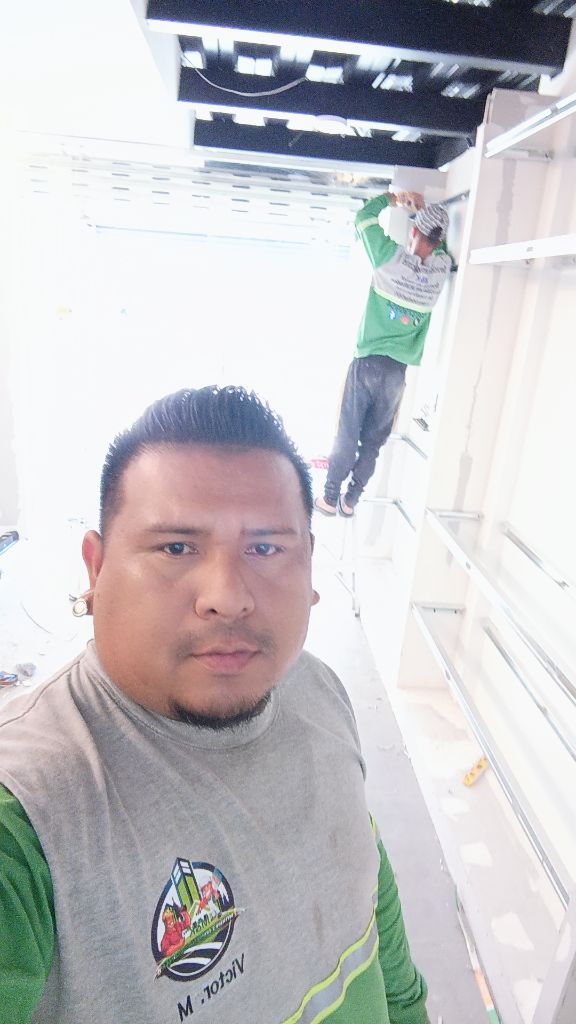 @🇪🇨👷ɌɆMØĐɆŁȺȻƗØNɆS MꝀ🏠🔨🪜