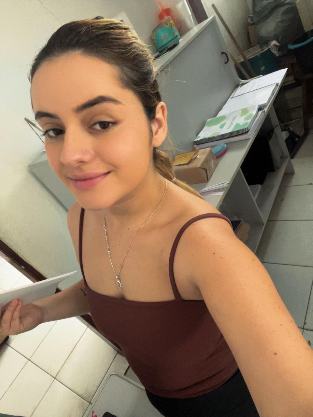 @Amanda Milena