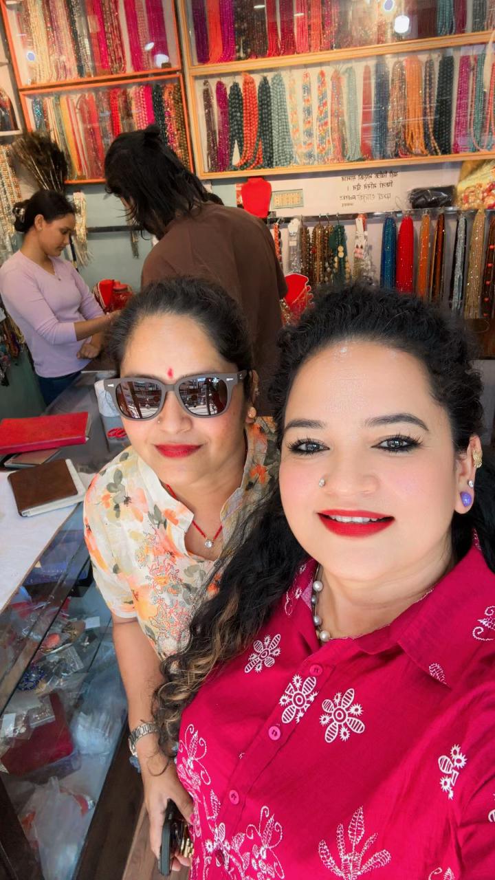 @🧿Divya thakuri 🧿( designer )