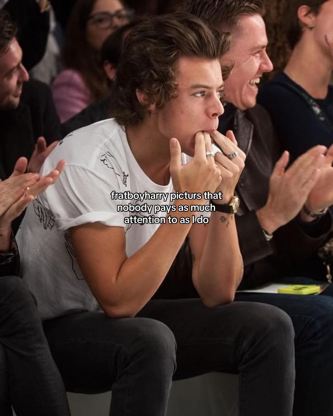 @HOLYDAY1D