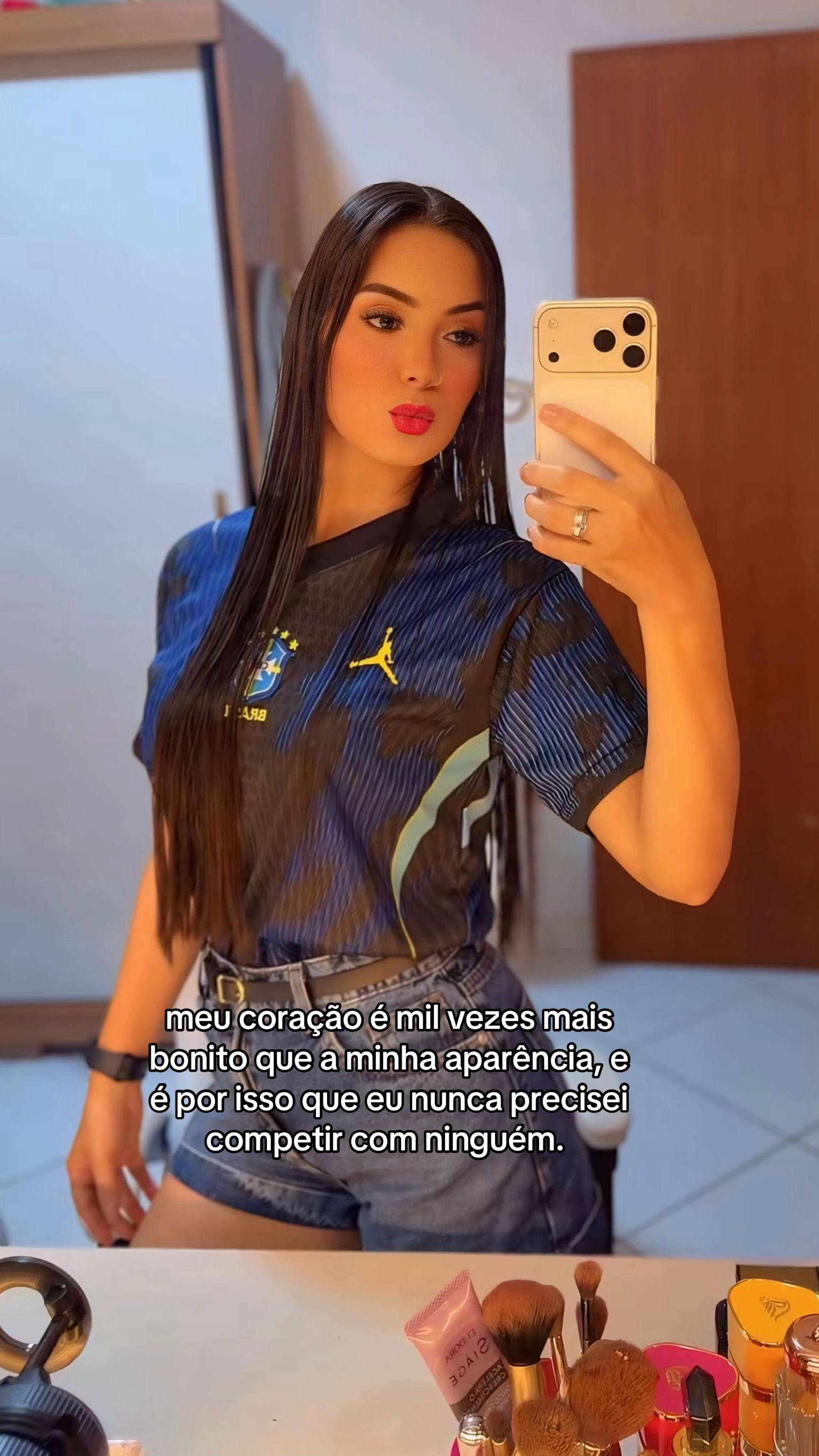 @Tainá ✨🦋