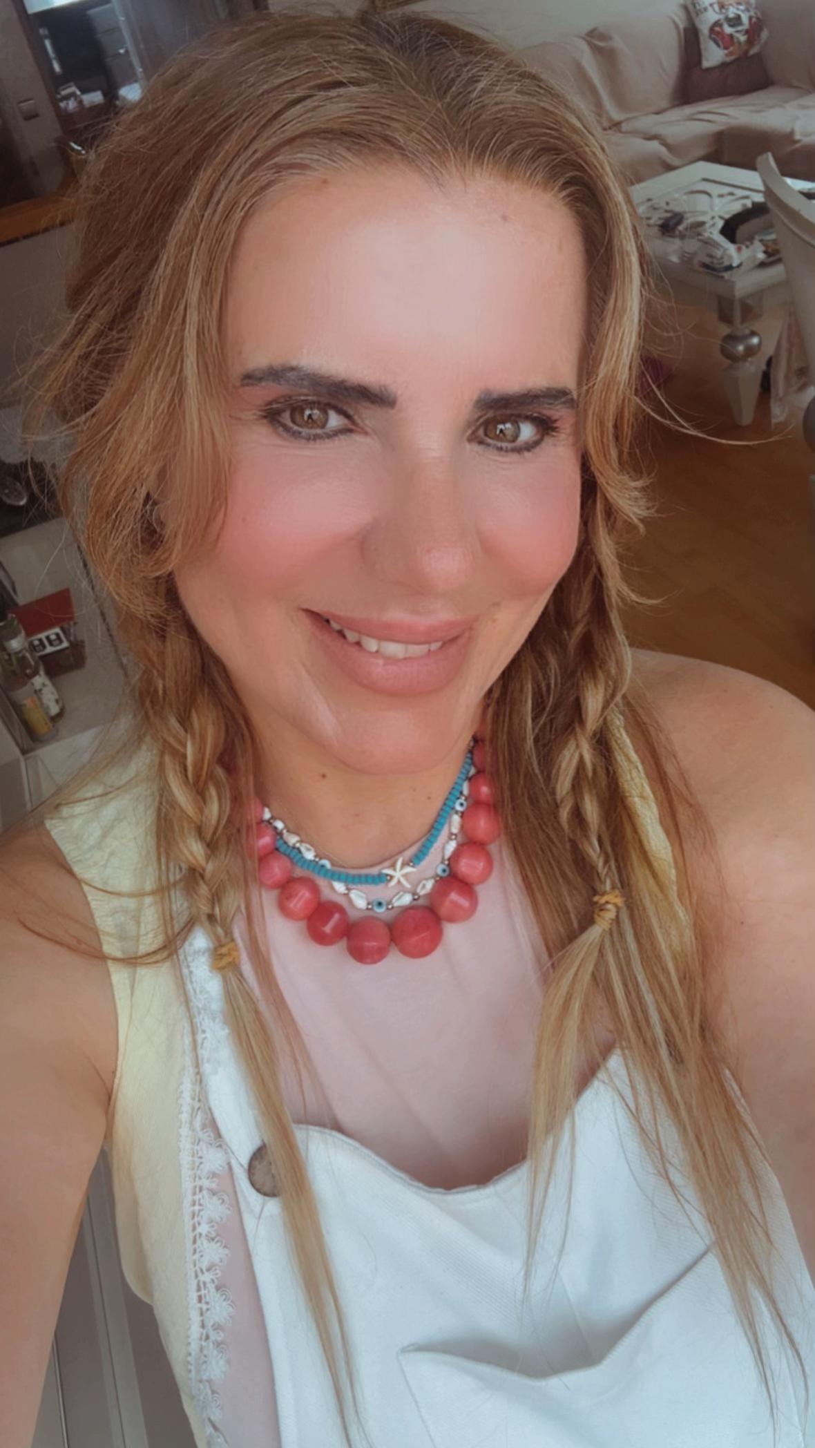 @Neslihan Celik
