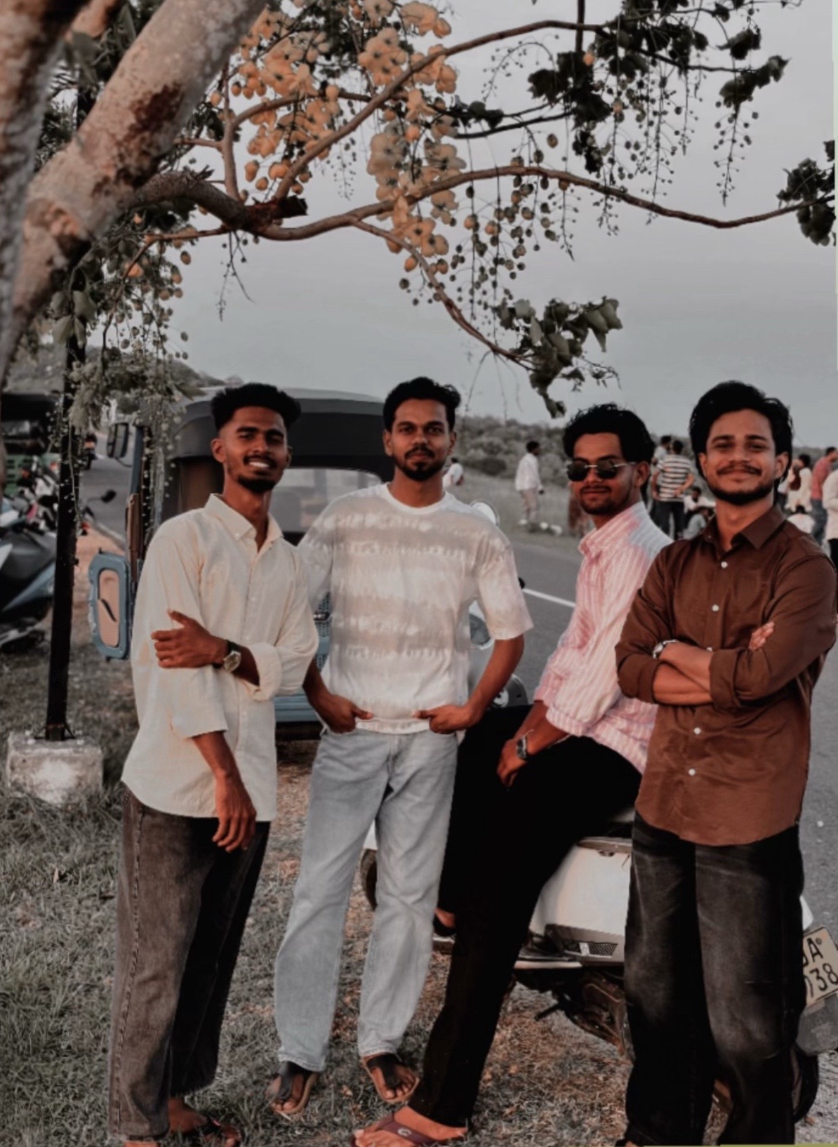 @𝐀𝐅𝐍𝐀𝐒 𝐒𝐇 22🧤🇱🇰