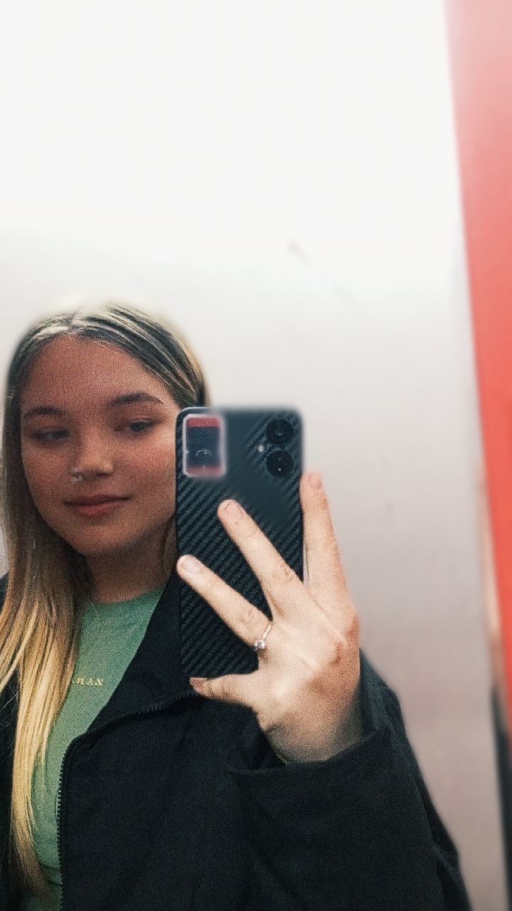 @Полина