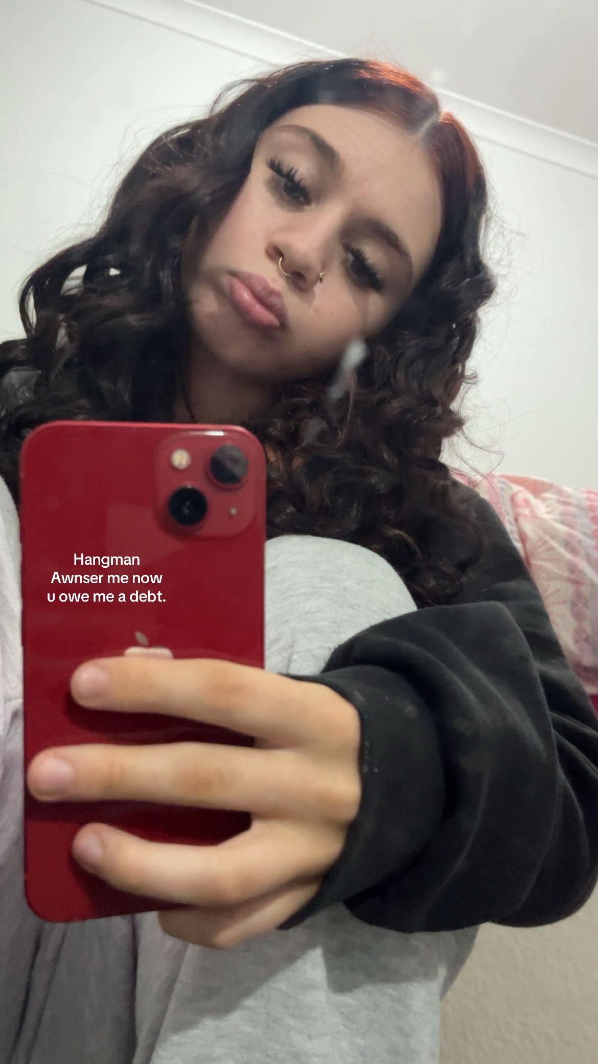 @Chloe Mooneyꨄ