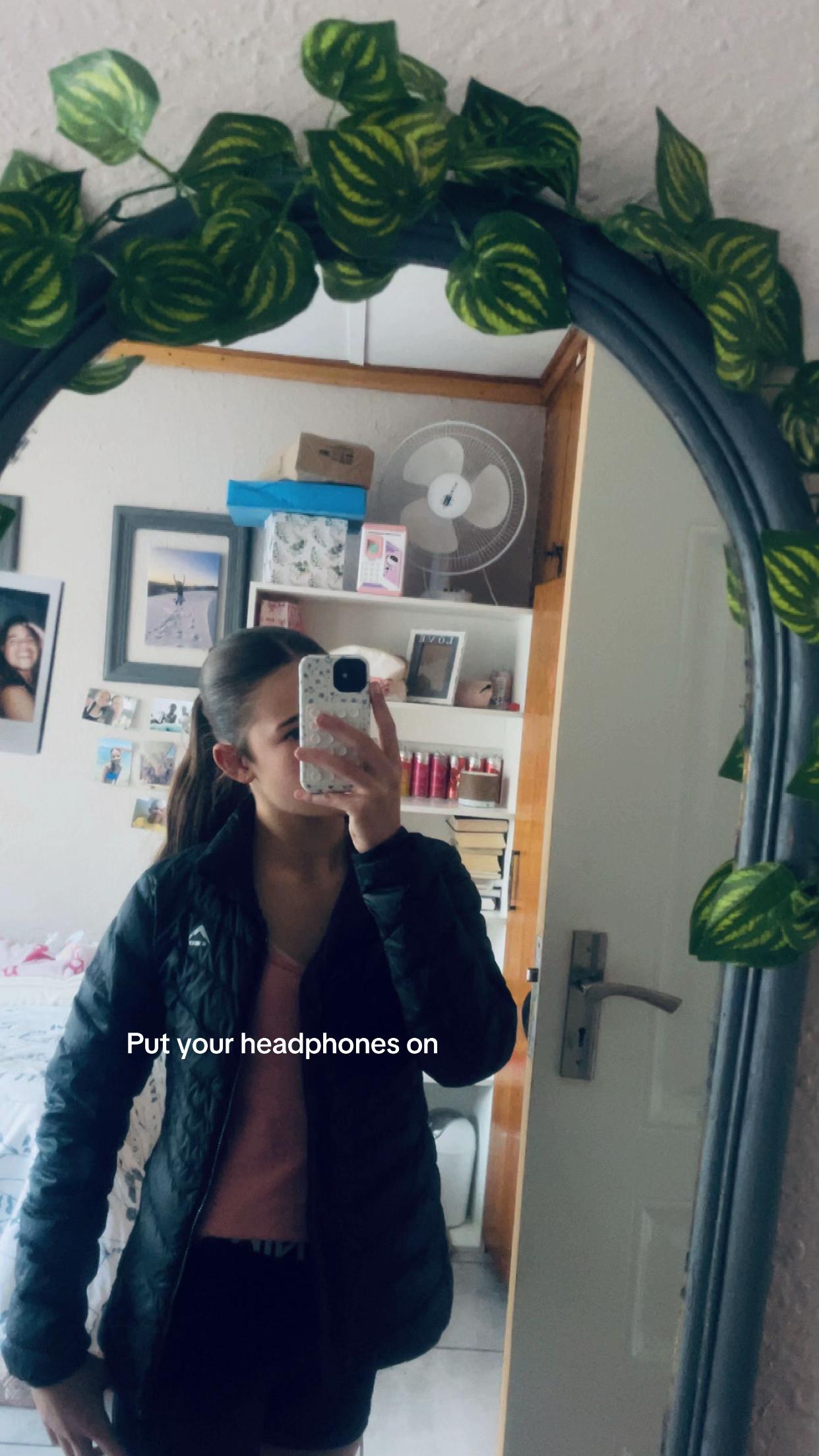@Megs💐💞🤭🫶🏻🫰💛