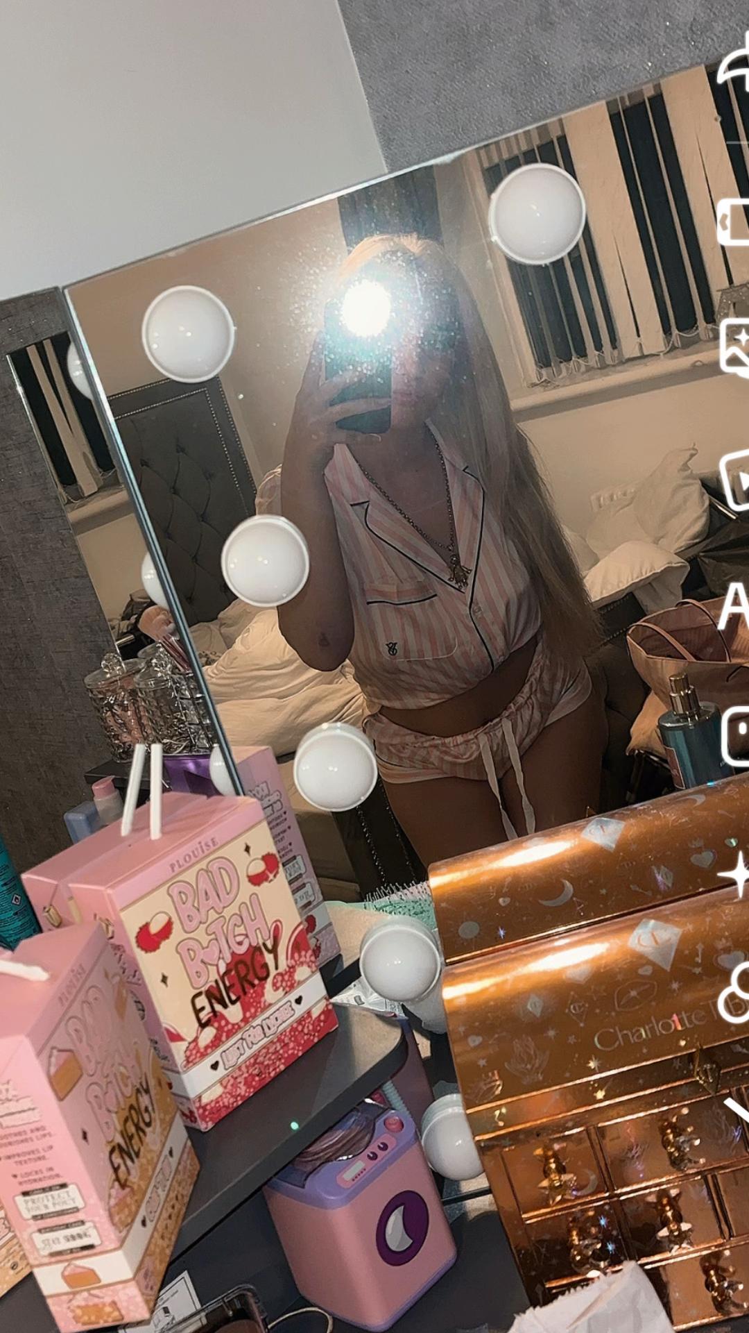 @leylalivexx