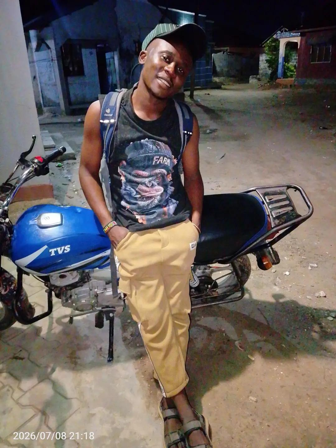 @🍒¢h€mB€|@🌹🌹Tz