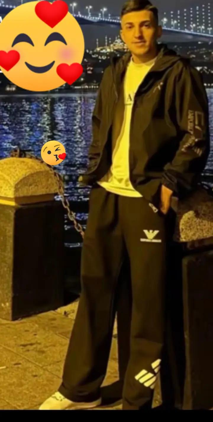 @nisaazra