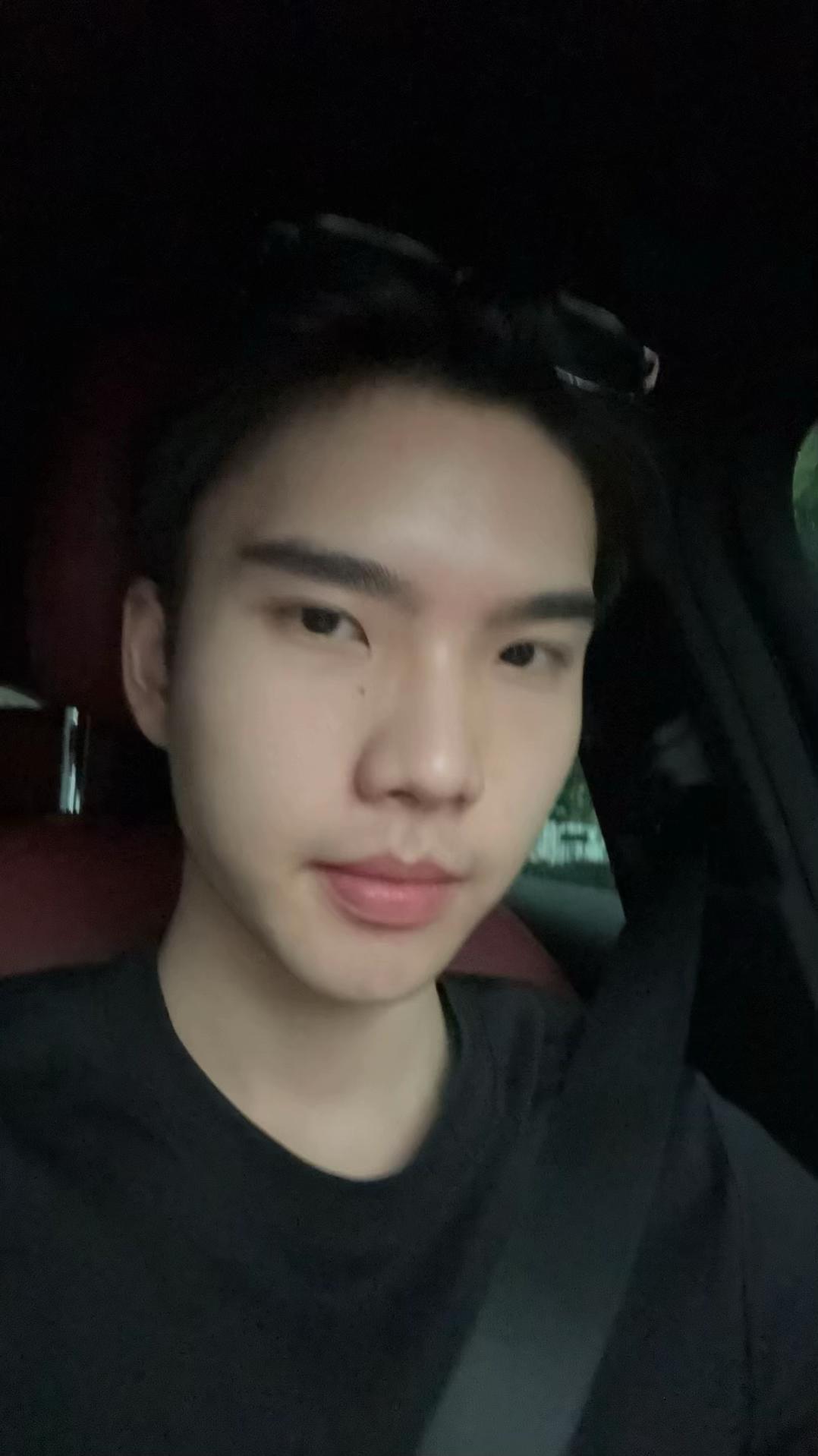 @มันนี่ชอบอยู่บ้าน