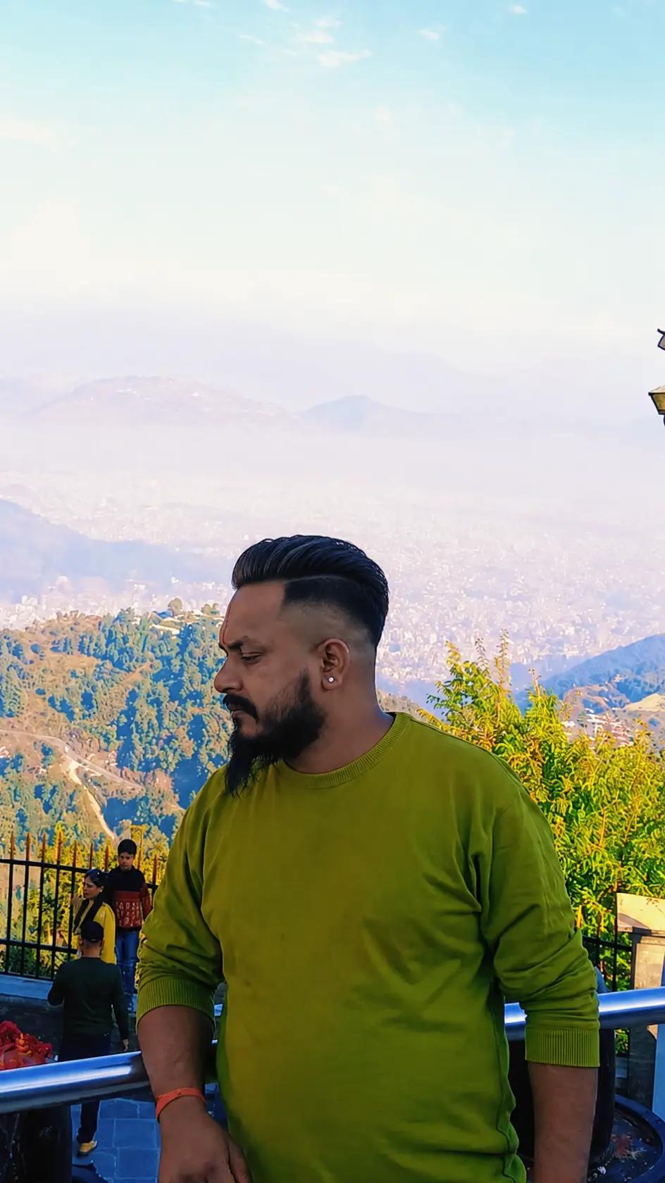 @🤫Vikash Thakur🤫
