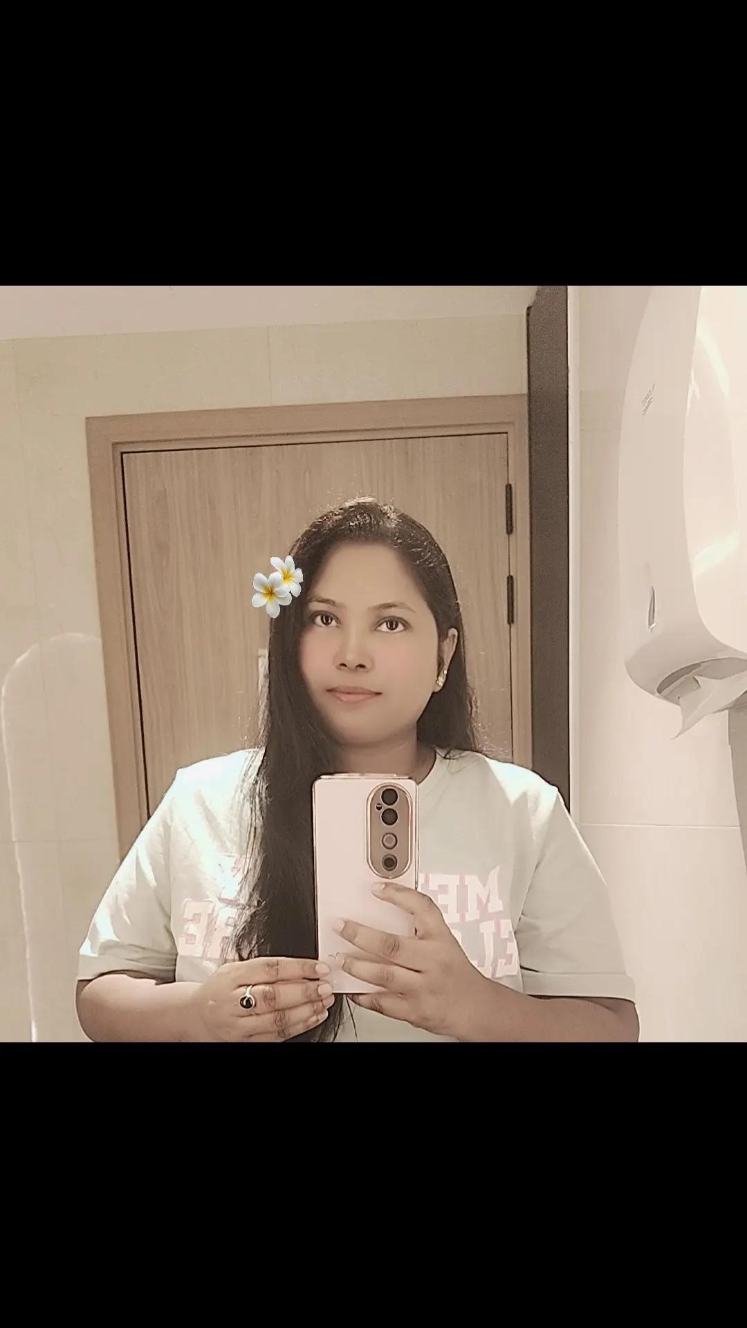 @lovely ❤️ queen 👑❤️
