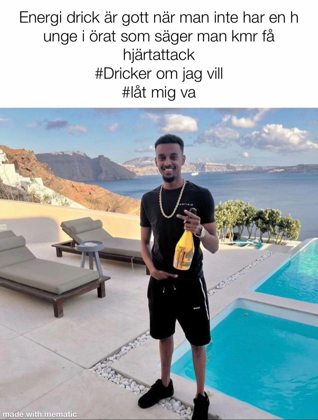@✌️