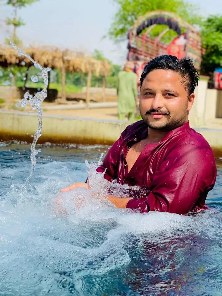 @Malik Bagi