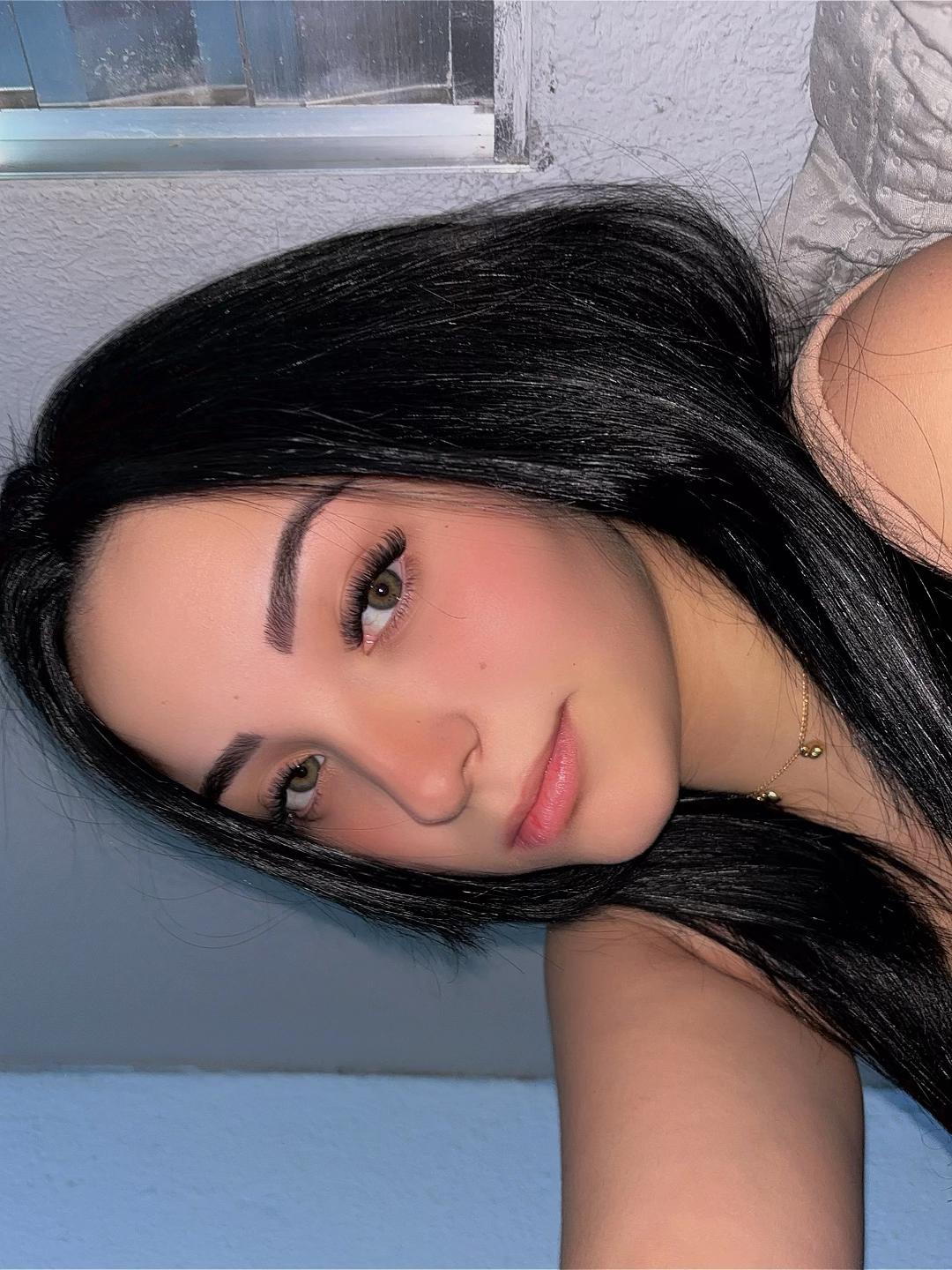 @Evy🥰