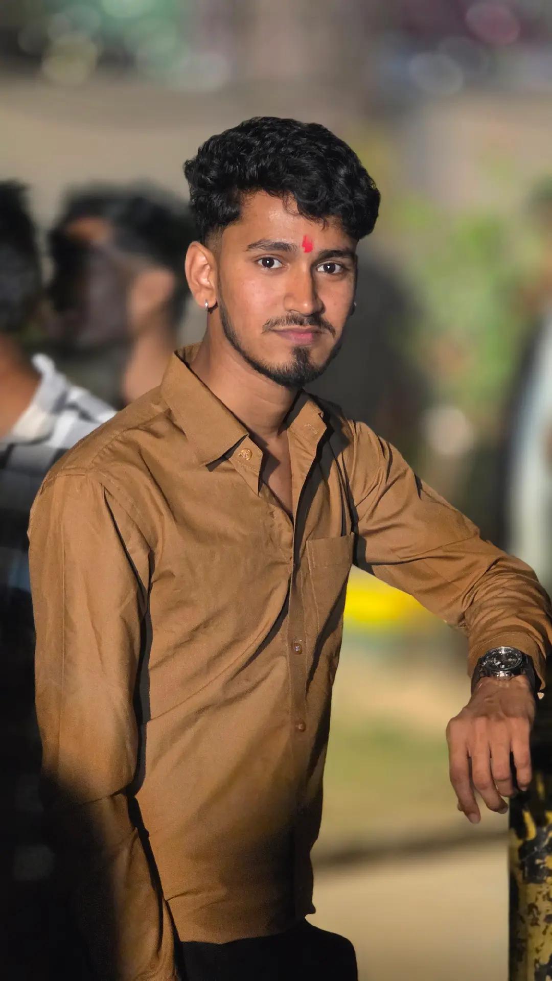 @Raju Gupta✨🖤