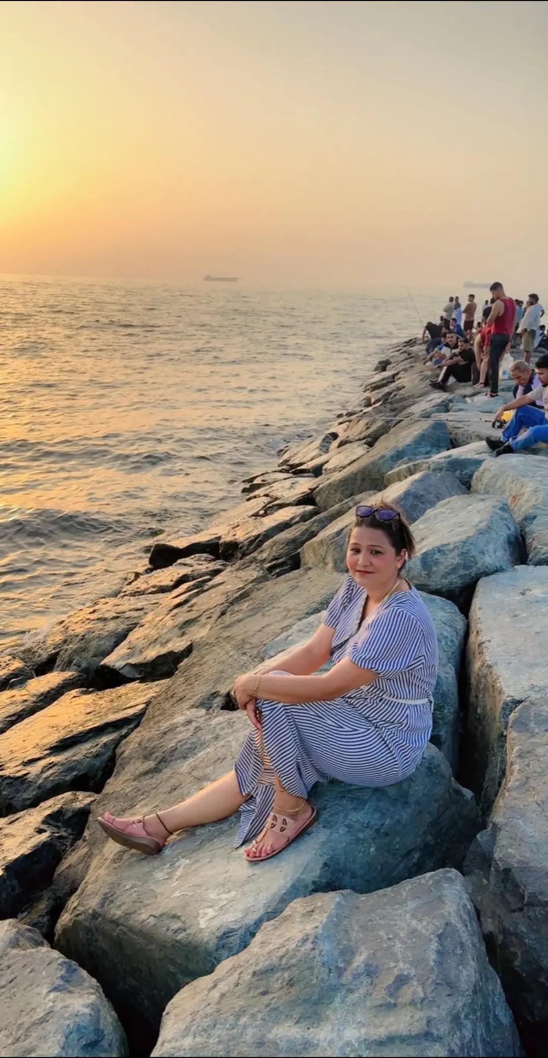 @Queen(रानी)👑
