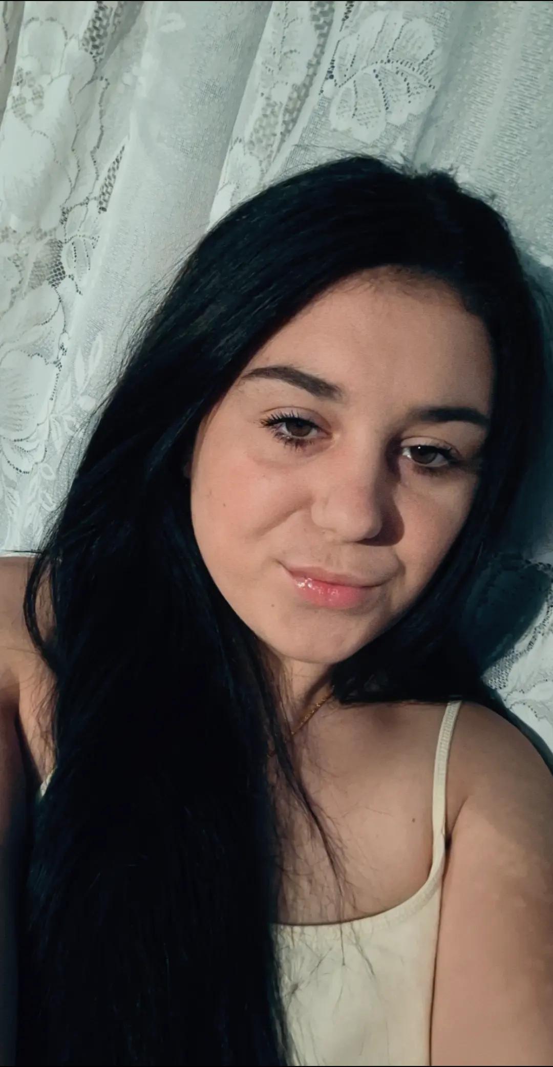 @🫶Adelina 🫶