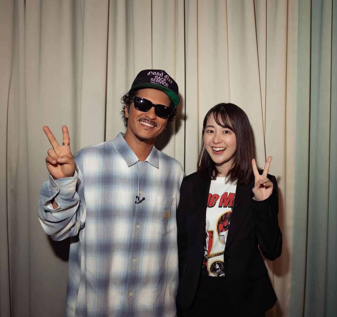 @Mars Hooligan Family
