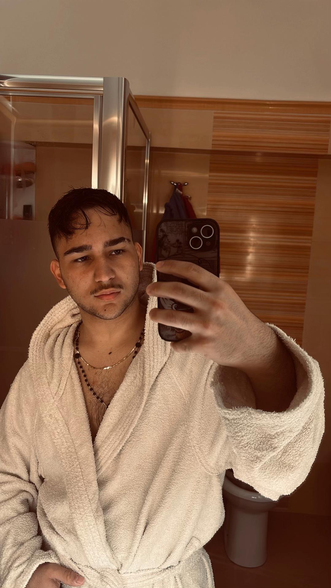 @𝐌 𝐀 𝐑 𝐈 𝐎 💎
