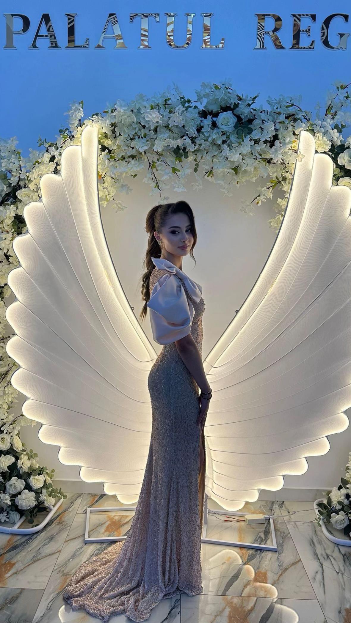 @m o r e n a 🧚🏼&zwj;♀️