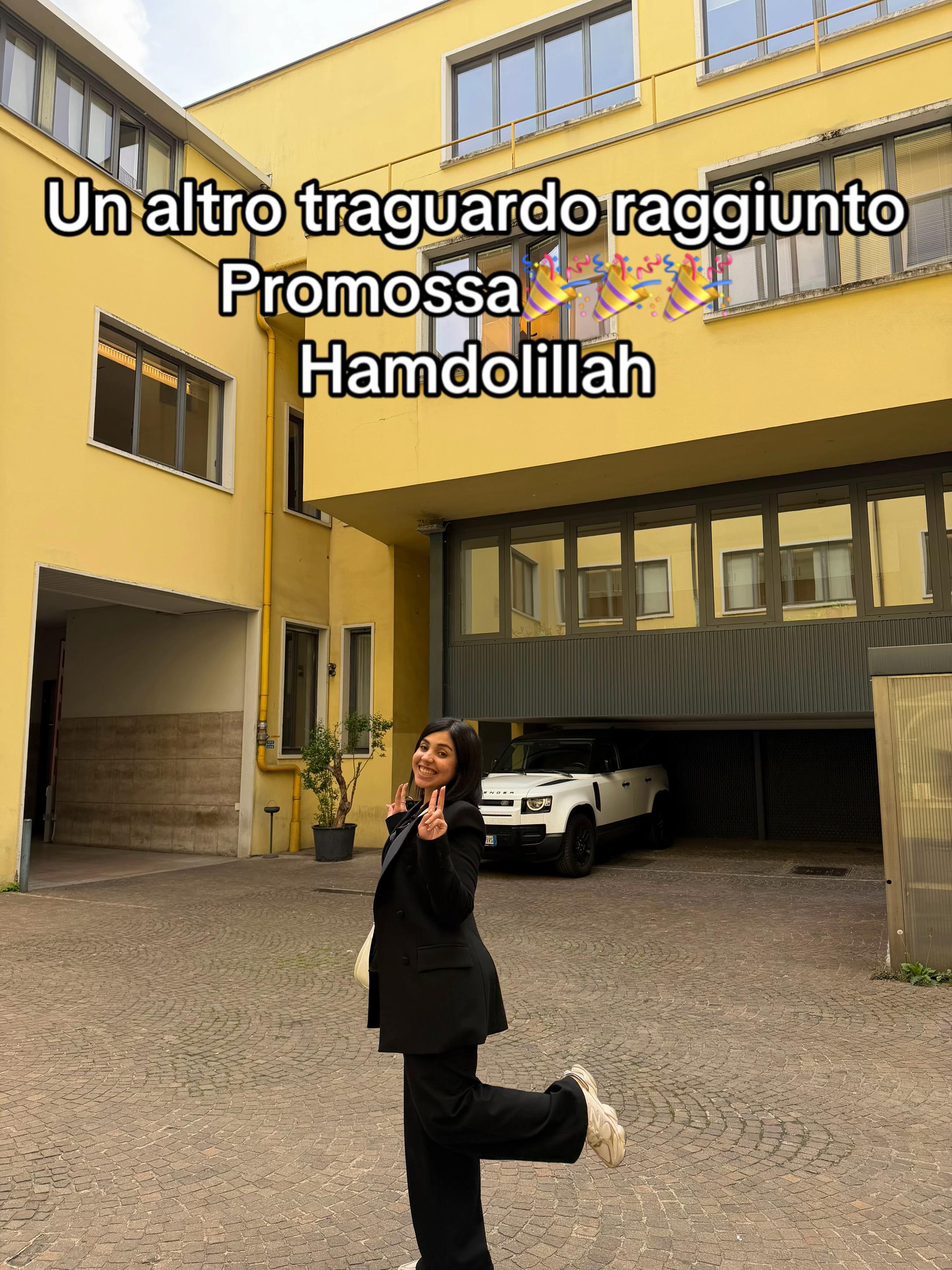 @simonaafior