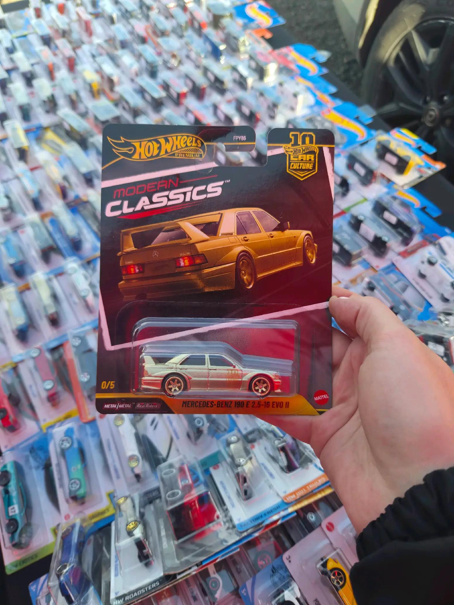@Jcollectz