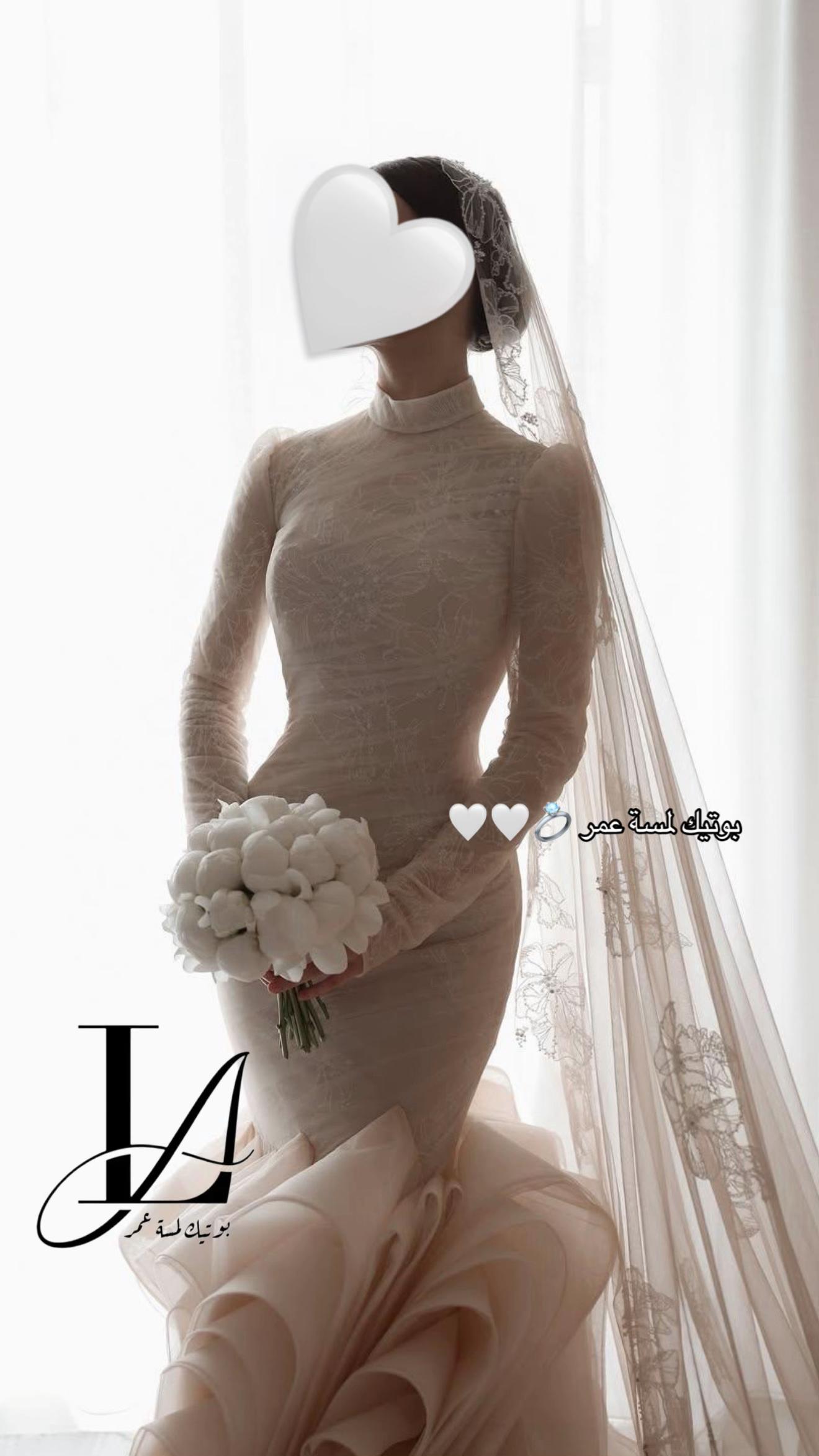 @بوتيك لمسة عُمر 💍🤍
