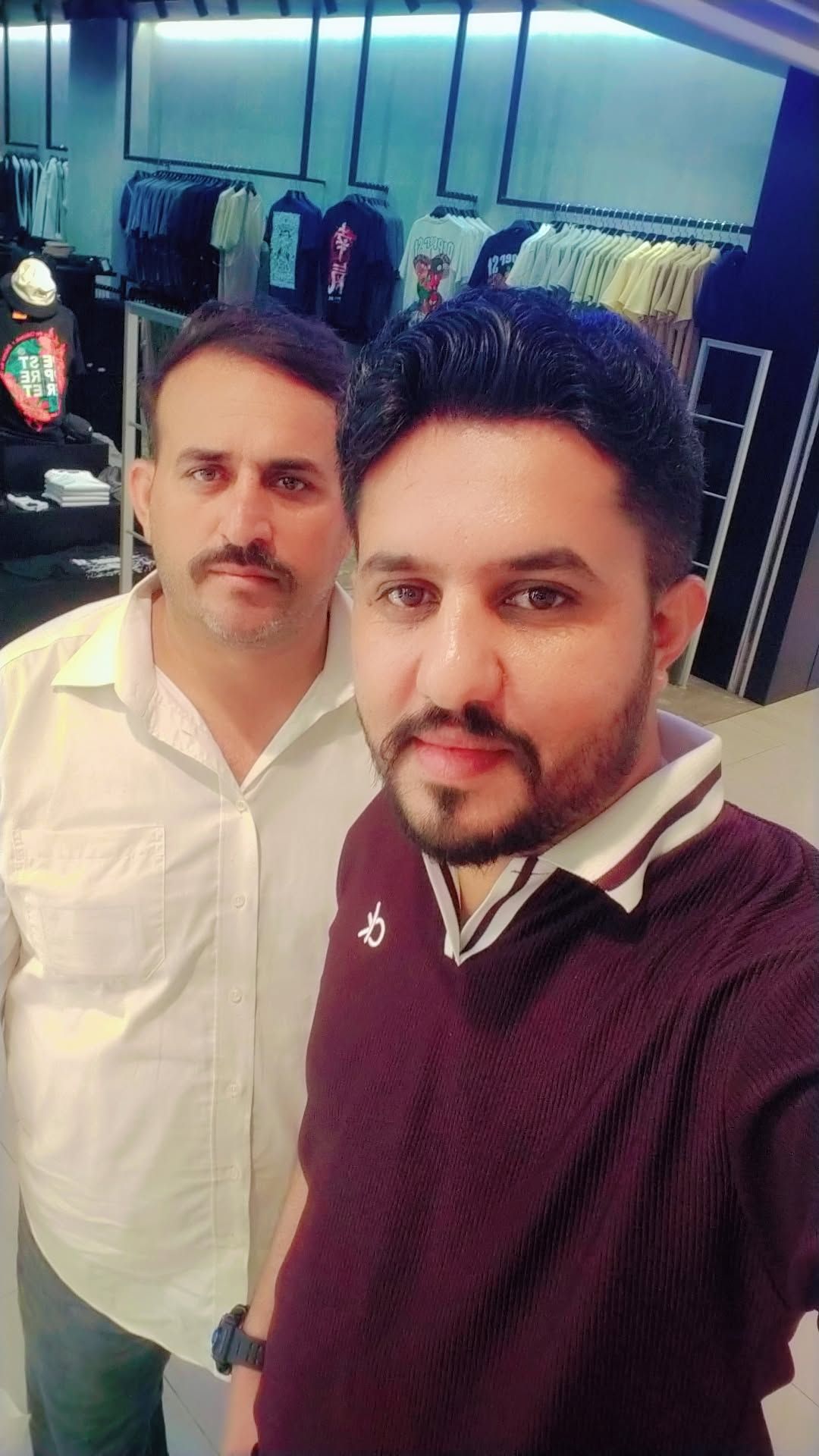 @Awanbadeshah❤️🇵🇰