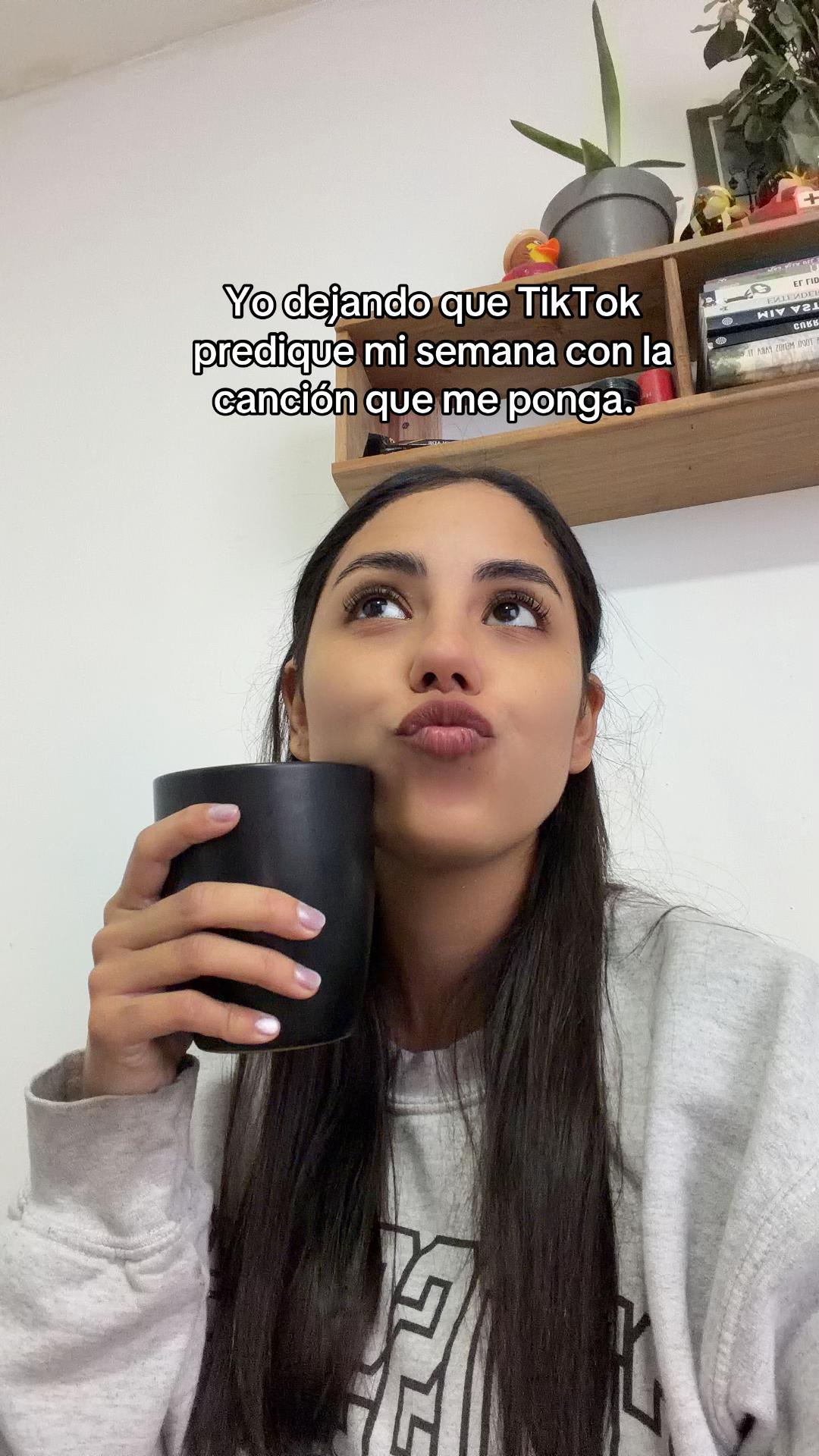@Paola andara