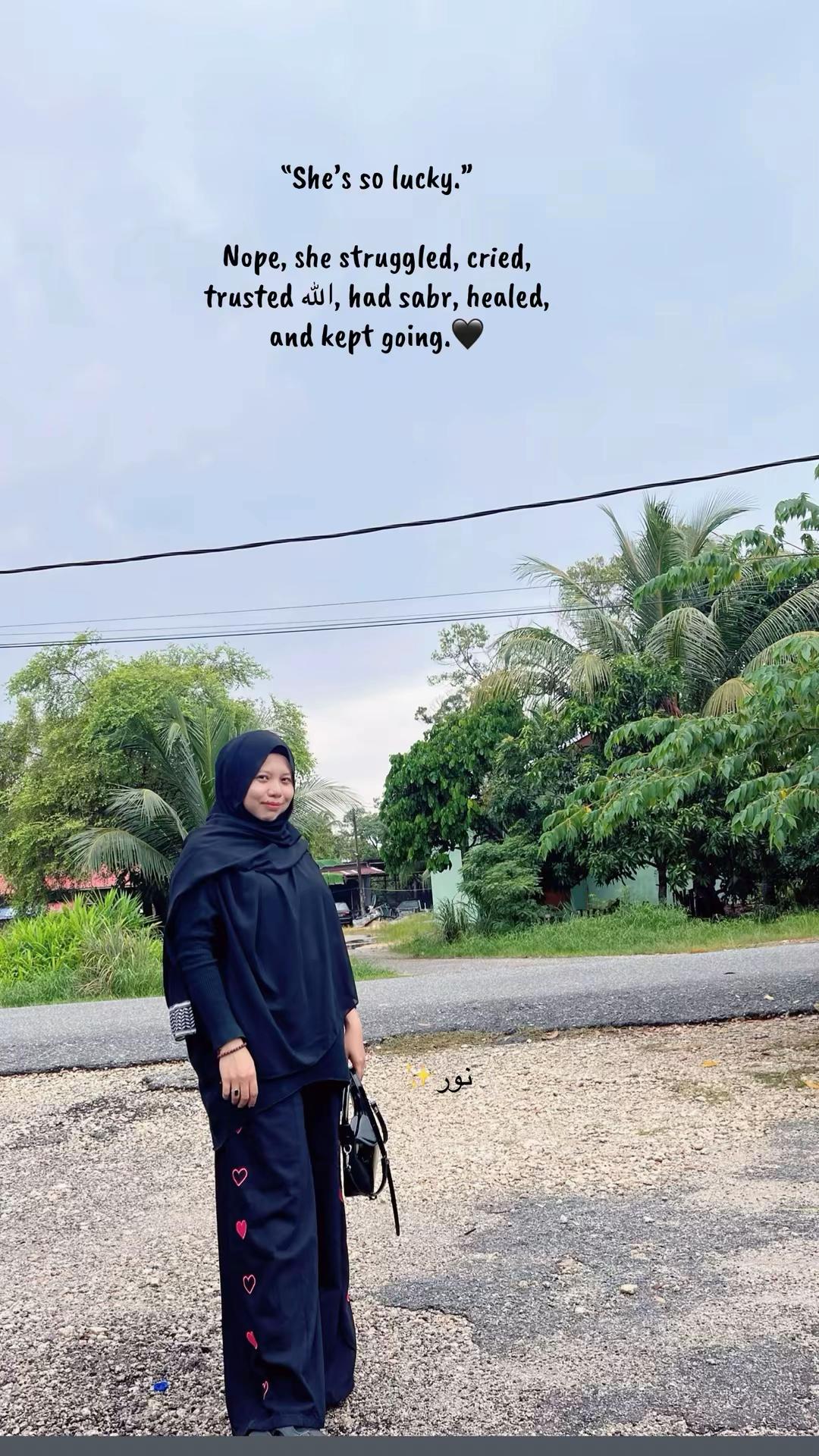 @AYUYU COLLECTION
